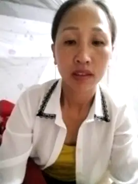 cute love00 online show from 4, 10, 2025