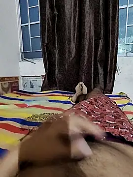 Sexyhotboy7inch online show from 12, 4, 2026