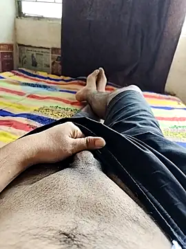 Sexyhotboy7inch online show from 19, 3, 2026