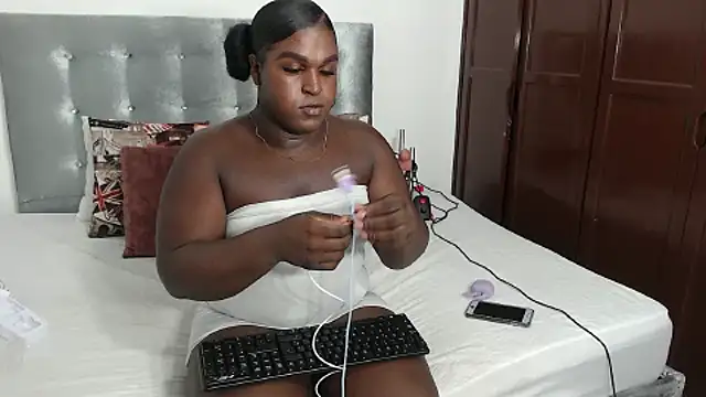 DaiishaWolf online show from 1, 10, 2025