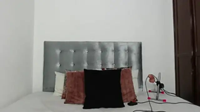 DaiishaWolf online show from 17, 10, 2025