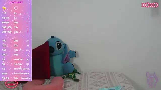 Allison 19   online show from 21, 10, 2025