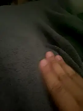 Kuaker077 online show from 1, 12, 2025