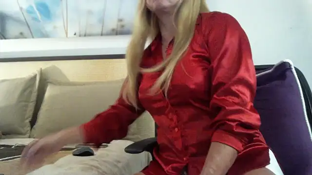 Mirianzapata 1 online show from 10, 4, 2026