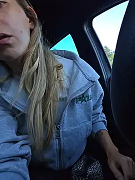 Snapshot of PetiteSecrets chatting on 16, 11, 2025 PetiteSecrets online show from 16, 11, 2025