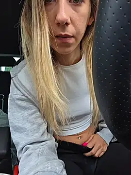 Snapshot of PetiteSecrets chatting on 15, 11, 2025 PetiteSecrets online show from 15, 11, 2025