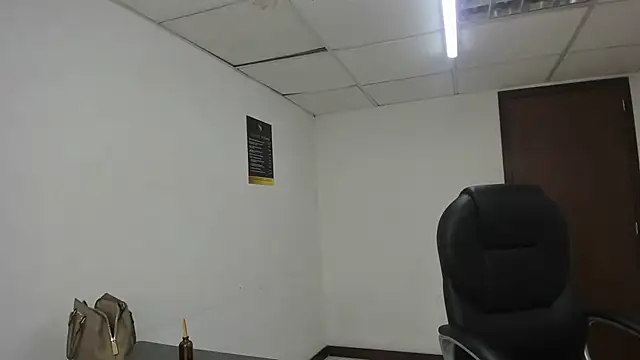 Aisha hotts777 online show from 27, 2, 2026