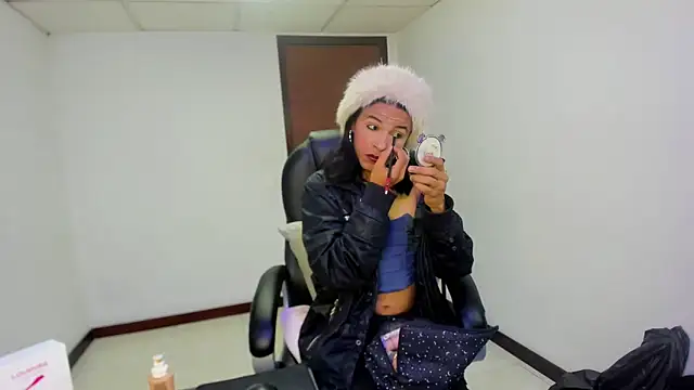 Aisha hotts777 online show from 4, 3, 2026