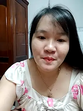  Babyrose  online show from 4, 10, 2025