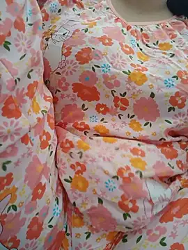  Babyrose  online show from 6, 6, 2026