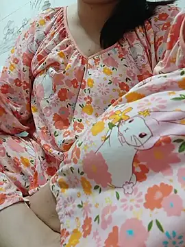  Babyrose  online show from 2, 6, 2026