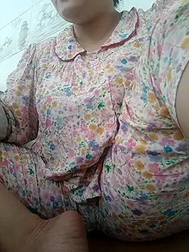  Babyrose  online show from 7, 5, 2026