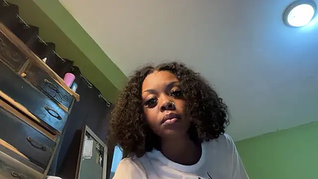 Liaprettygirl online show from 2, 4, 2026