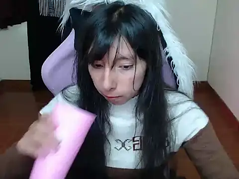 ScarlettShirahoshi online show from 10, 11, 2025