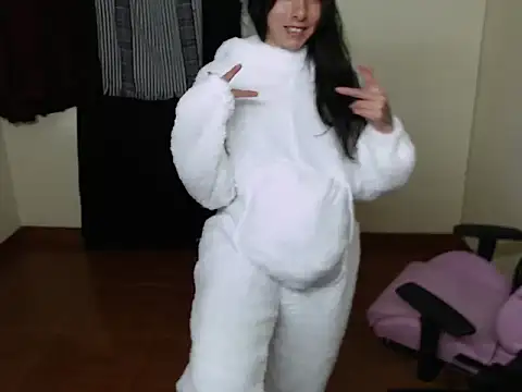 ScarlettShirahoshi online show from 12, 11, 2025