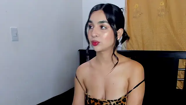 Snapshot of MelyRousee chatting on 30, 9, 2025 MelyRousee online show from 30, 9, 2025