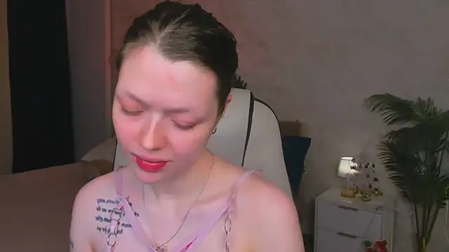 Snapshot of Lunar_Lily chatting on 14, 1, 2026 Lunar Lily online show from 14, 1, 2026