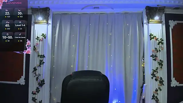 Lunar Lily online show from 13, 10, 2025