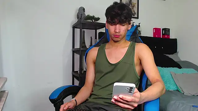 Gael Jones online show from 13, 11, 2025