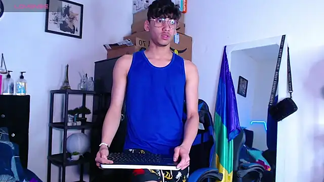 Gael Jones online show from 9, 10, 2025