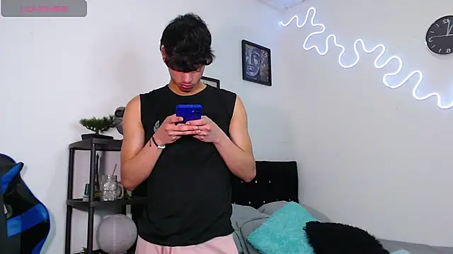 Gael Jones online show from 26, 10, 2025