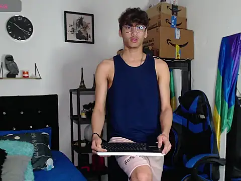 Gael Jones online show from 10, 9, 2025