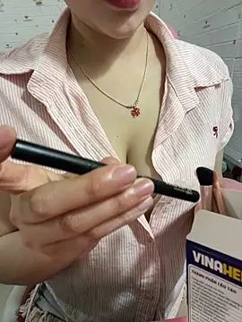 Lissa xinh09 online show from 20, 12, 2025