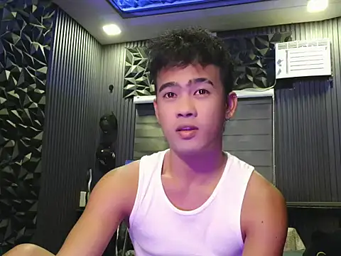 xx topless online show from 20, 5, 2026