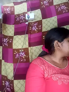 Hot-Show2 online show from 5, 3, 2026