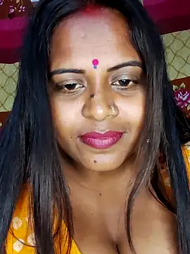 Hot-Show2 online show from 8, 4, 2026