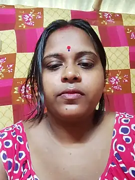 Hot-Show2 online show from 10, 10, 2025