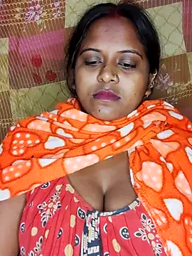 Hot-Show2 online show from 7, 4, 2026