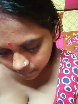 Hot-Show2 online show from 30, 10, 2025