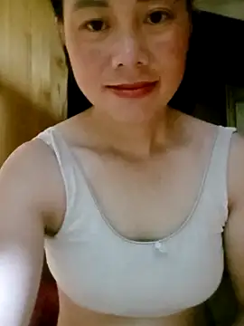 LyyChac online show from 10, 9, 2025