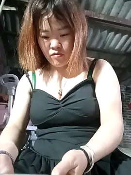 sukabae00 online show from 17, 4, 2026