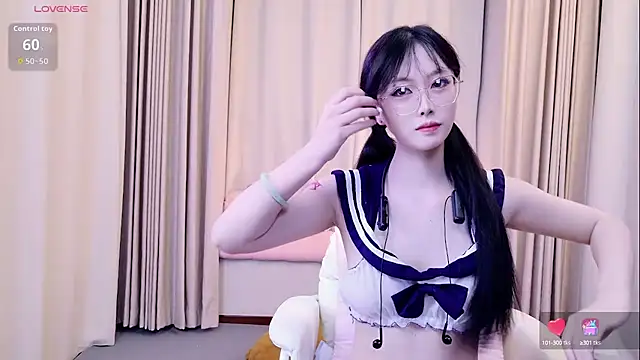 niannian18 online show from 14, 10, 2025