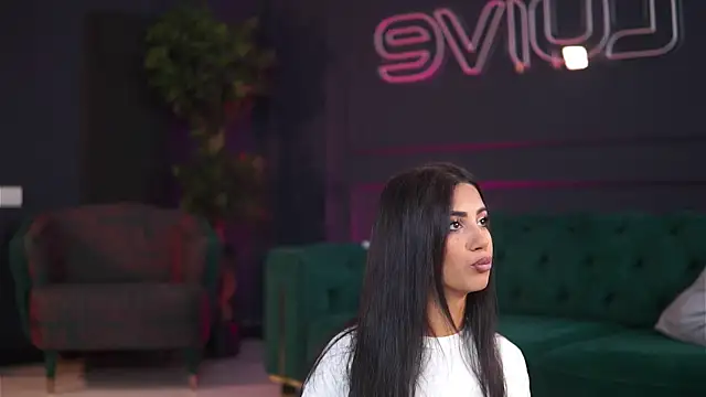 SiennaRuh online show from 10, 9, 2025