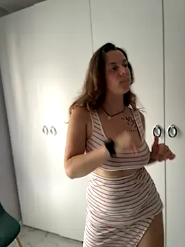 TenderLaGlamor online show from 21, 9, 2025