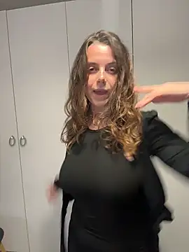 TenderLaGlamor online show from 9, 11, 2025