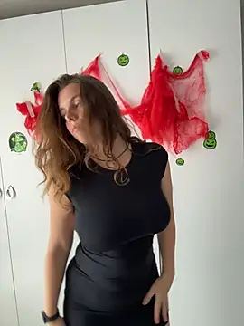 TenderLaGlamor online show from 31, 10, 2025