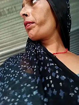 Snapshot of Arti13A chatting on 15, 9, 2025 Arti13A online show from 15, 9, 2025