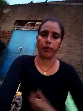 Snapshot of Arti13A chatting on 20, 9, 2025 Arti13A online show from 20, 9, 2025