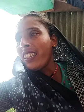 Snapshot of Arti13A chatting on 30, 10, 2025 Arti13A online show from 30, 10, 2025