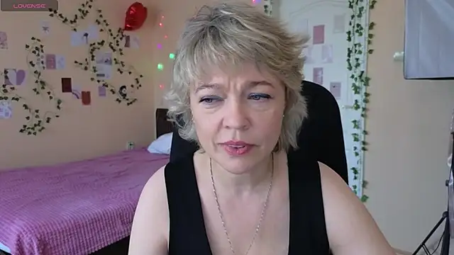 Rosette Pricky online show from 8, 5, 2026