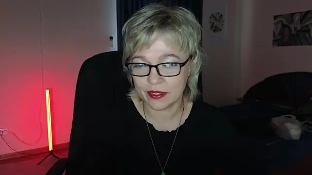 Snapshot of Rosette_Pricky chatting on 11, 9, 2025 Rosette Pricky online show from 11, 9, 2025