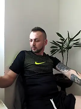 papichulo0099 online show from 14, 2, 2026