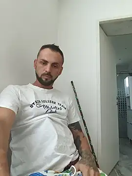 papichulo0099 online show from 17, 7, 2026