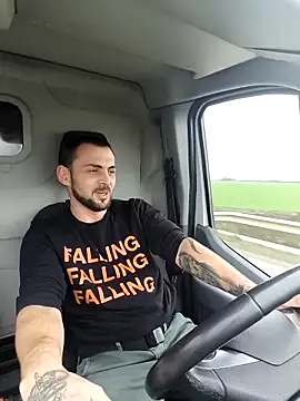 papichulo0099 online show from 15, 12, 2025