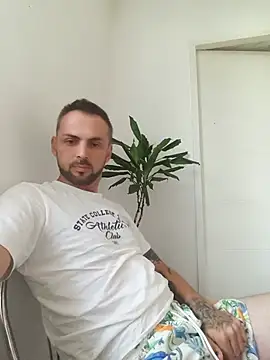 papichulo0099 online show from 21, 7, 2026