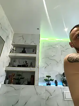 papichulo0099 online show from 15, 11, 2025